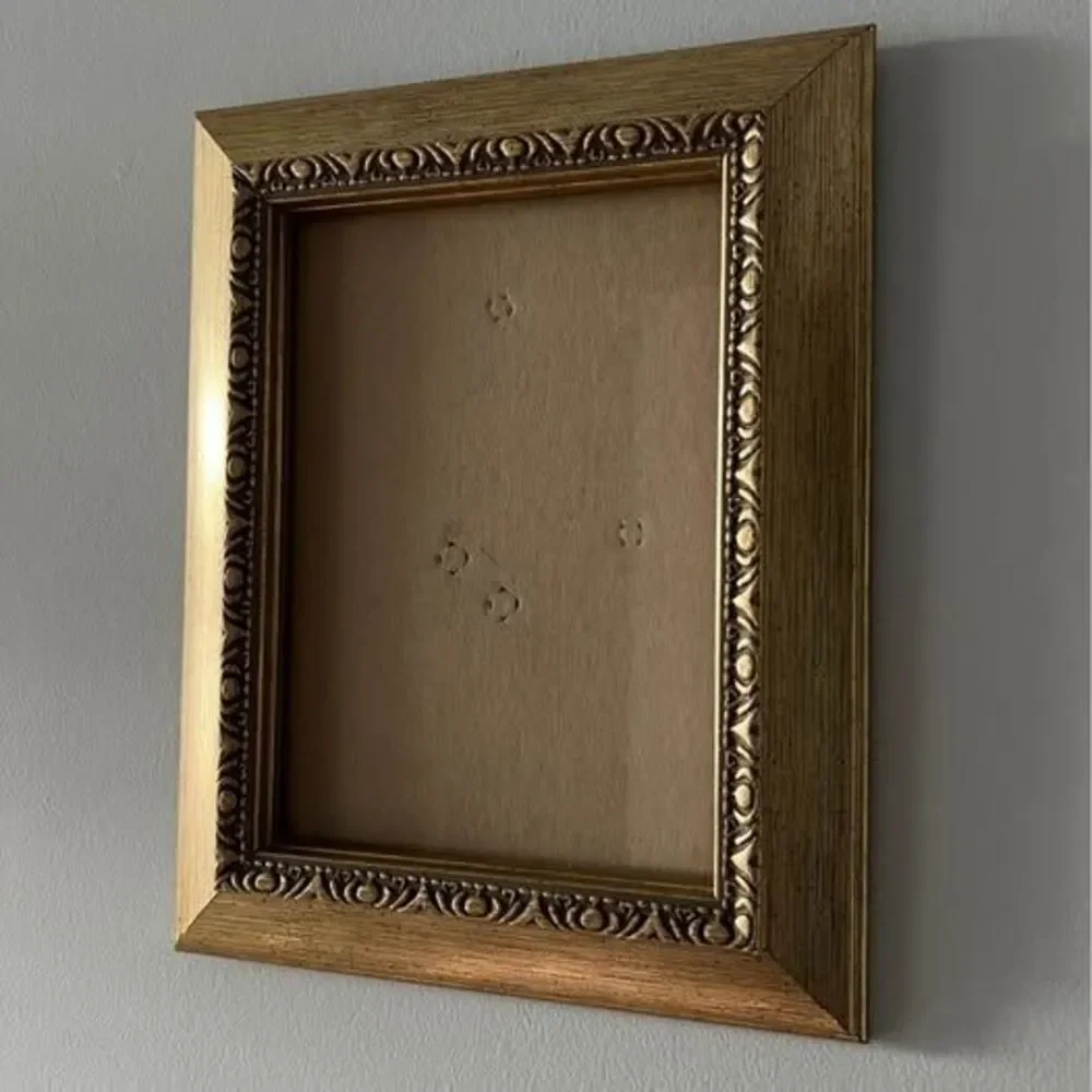 5 x 7 Gold-colored Frame